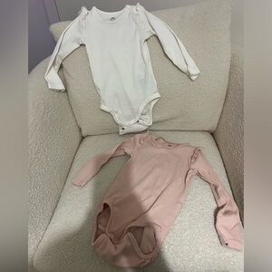 H&M baby girls long sleeve onesie bundle